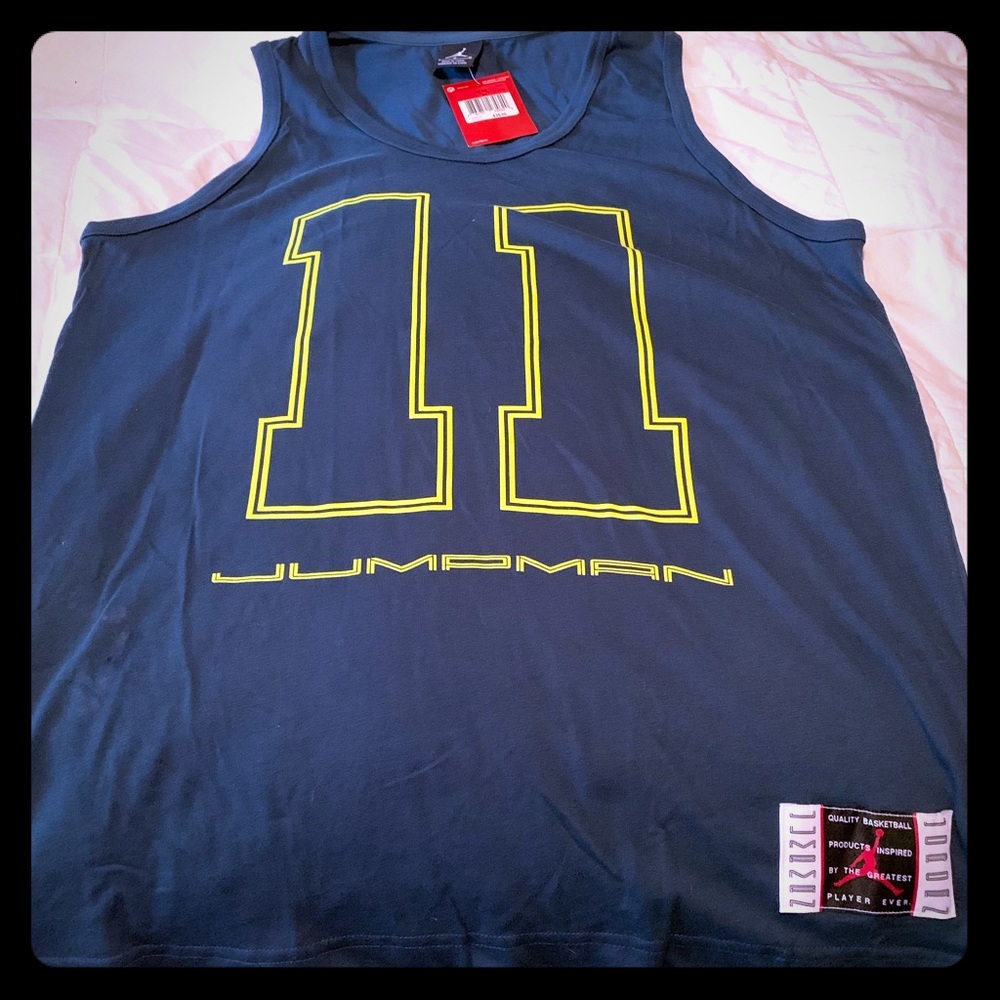 Brand new size lg Jordan jumpman